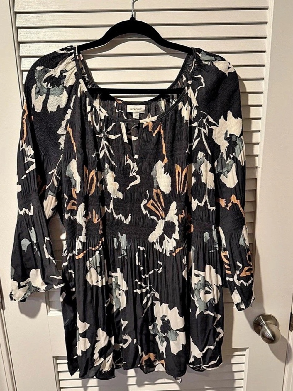 avenue Floral Pleated Blouse